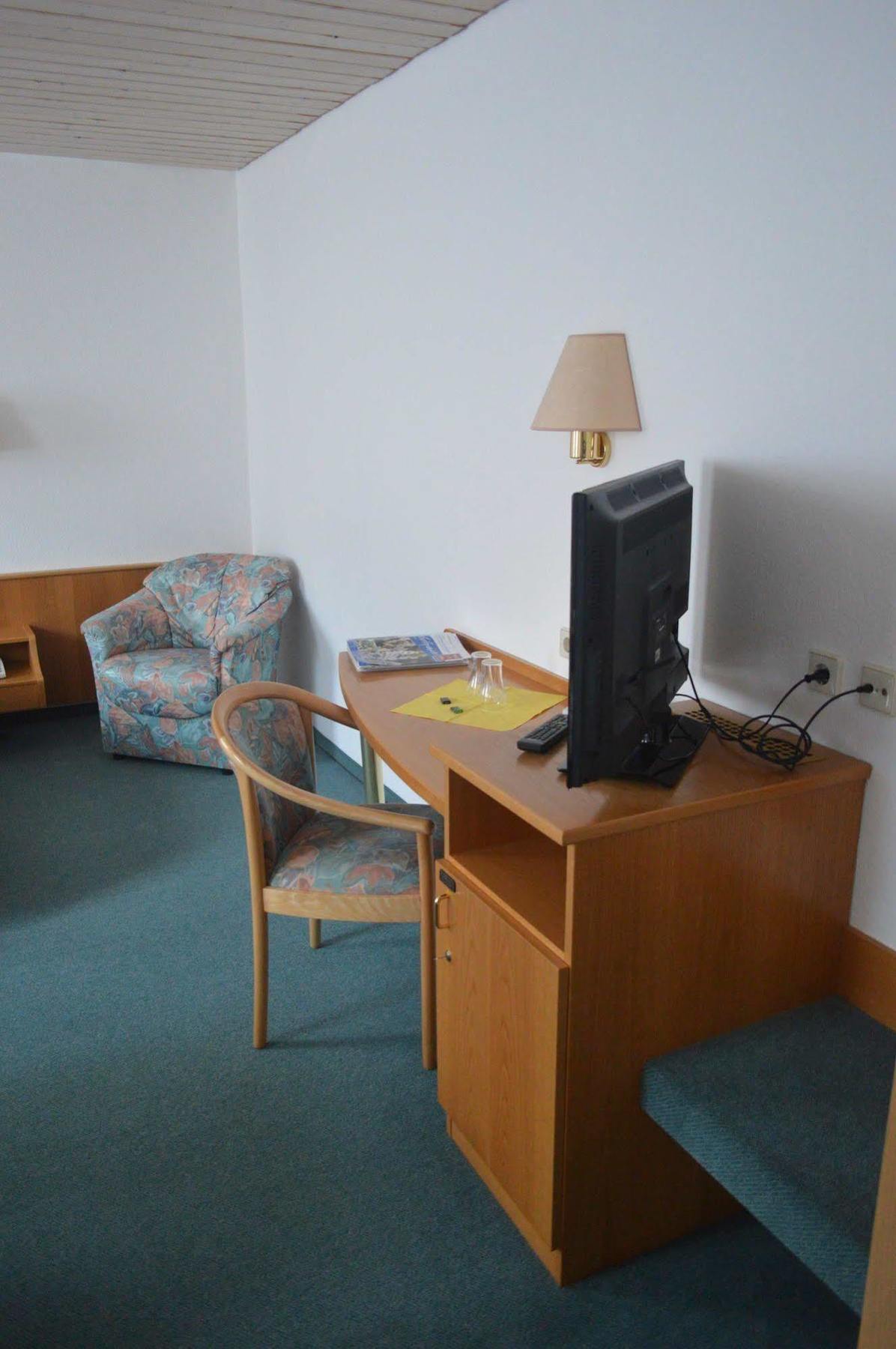 Garni Hotel Adler Post Baiersbronn Buitenkant foto